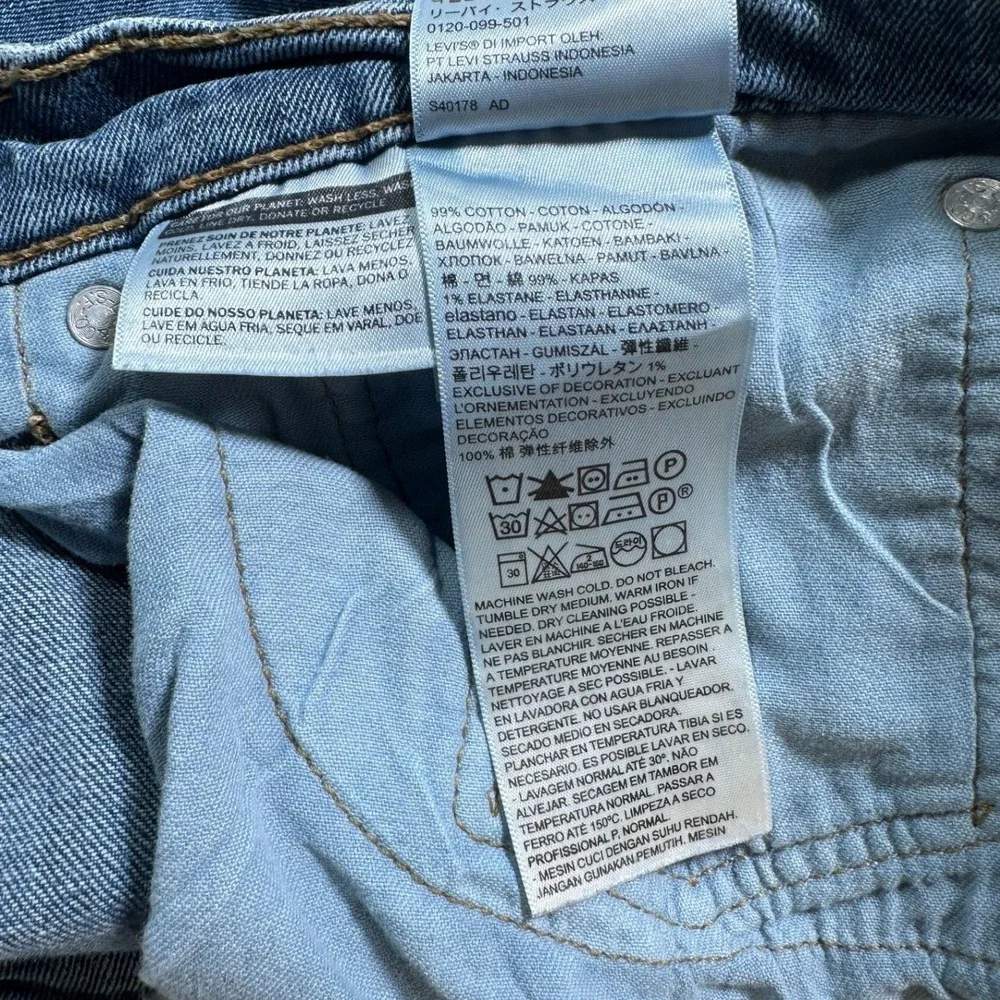 Levi's 505 Straight Leg Jeans Mens 38x30 Blue Denim Medium Wash Casual Classic